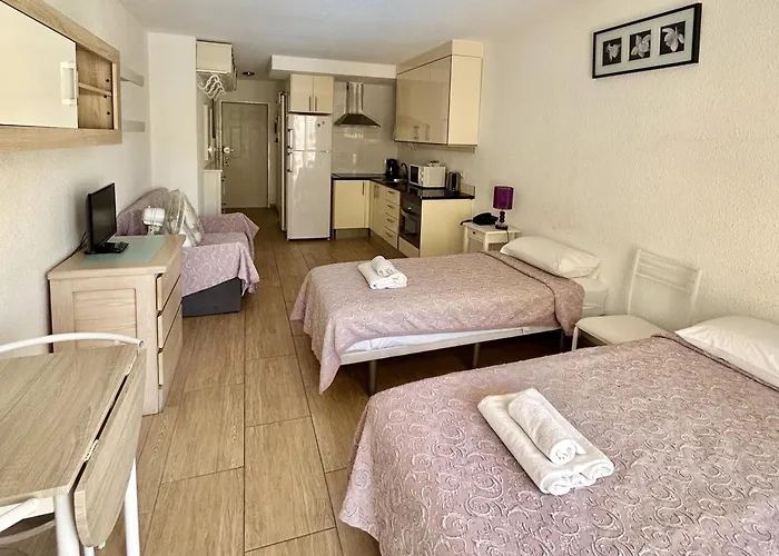 Apartmán In Castle Harbour With Pool View C009 Los Cristianos (Tenerife)
