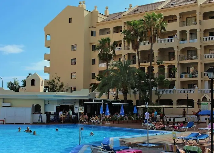 Apartmán In Castle Harbour With Pool View C009 *