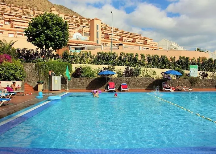 Apartmán In Castle Harbour With Pool View C009 Los Cristianos (Tenerife)